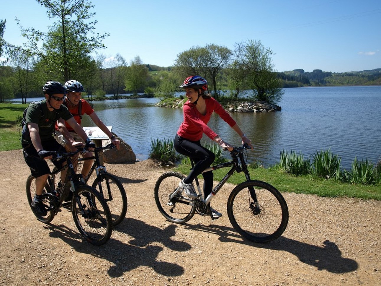 Puy de Dôme (63): Bike Ride in the Heart of the Volcanoes