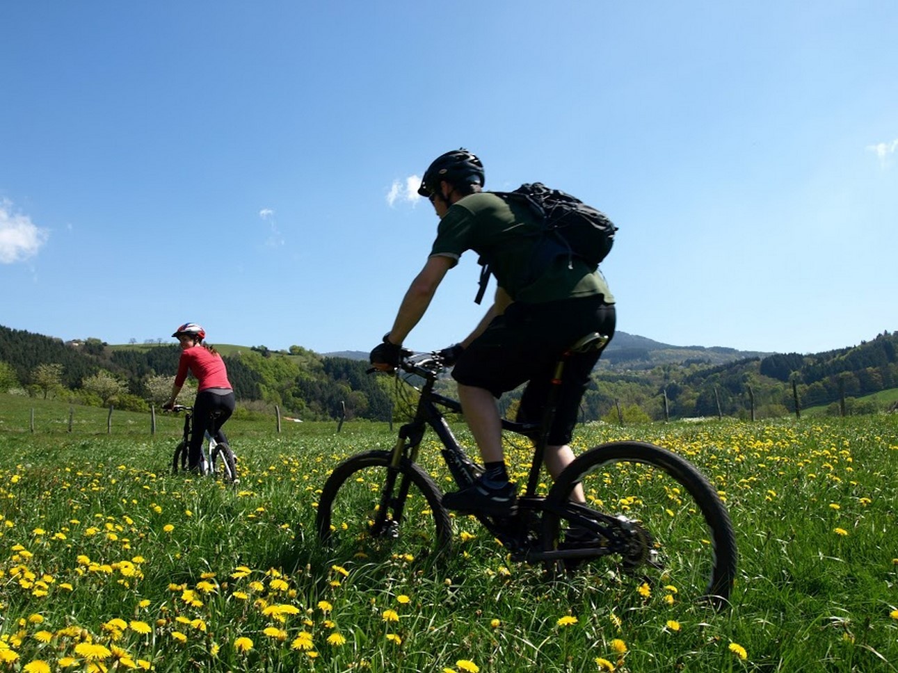 Puy de Dôme (63): Bike Ride in Volcanic Country