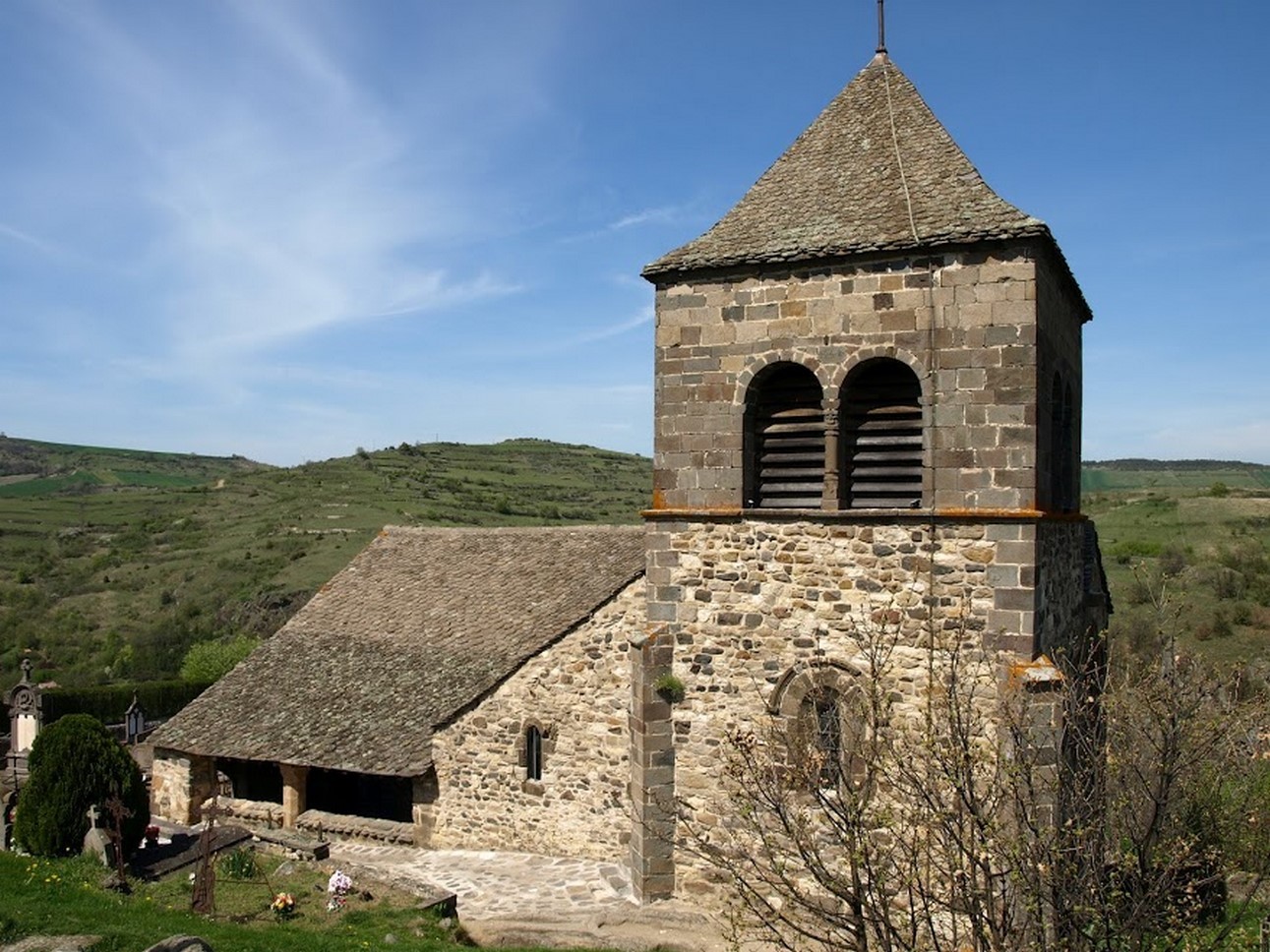 Puy de Dôme (63): Secrets of Architecture - Historical Monuments