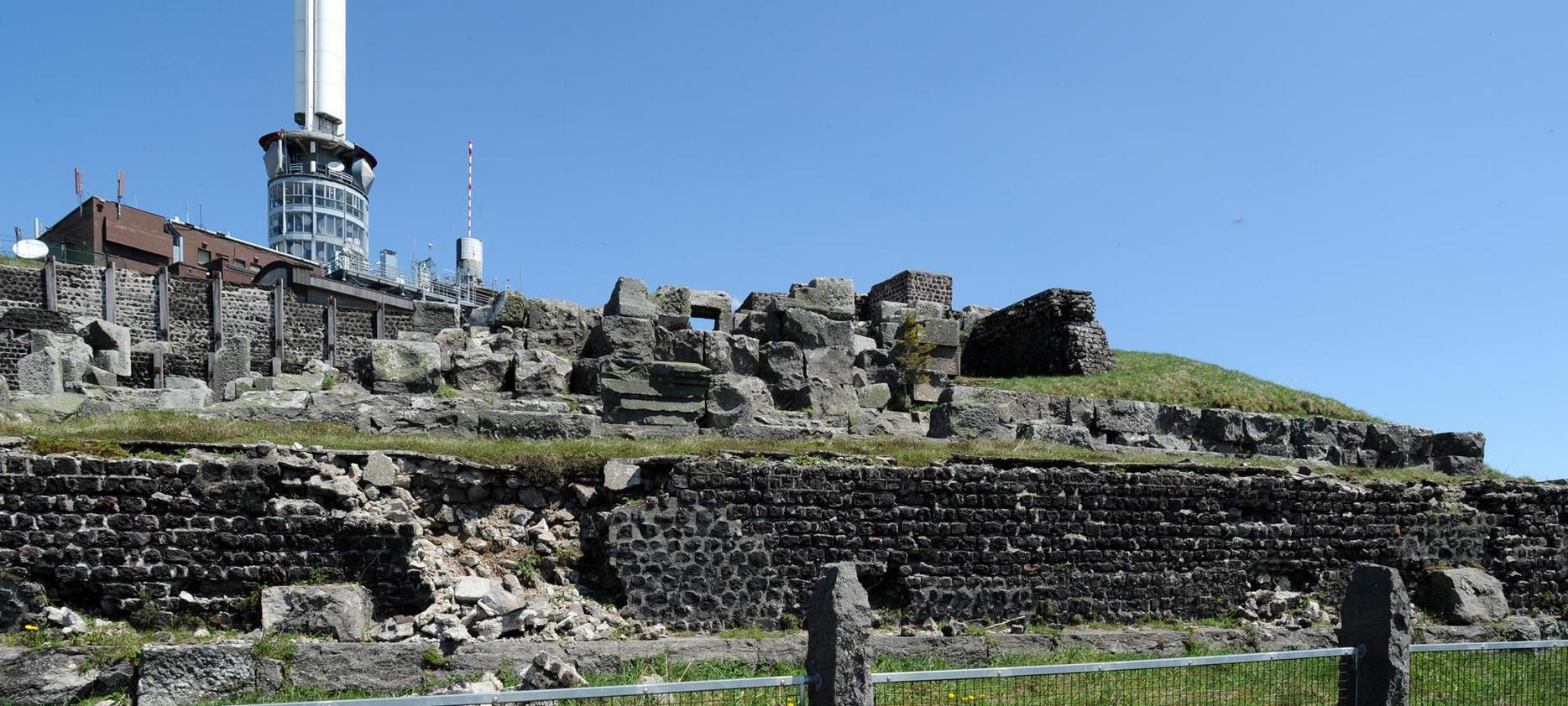 Puy de Dôme: The Temple of Mercury, Ancient Vestige at the Summit