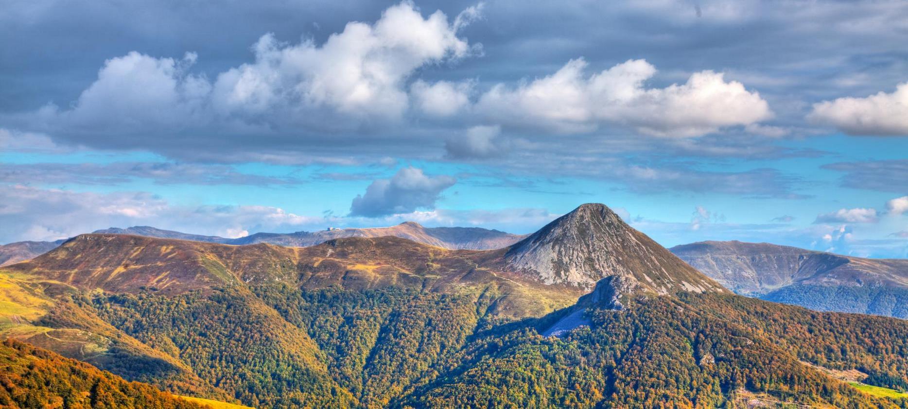 Puy de Dôme: Exceptional Panoramic View of the Chaîne des Puys