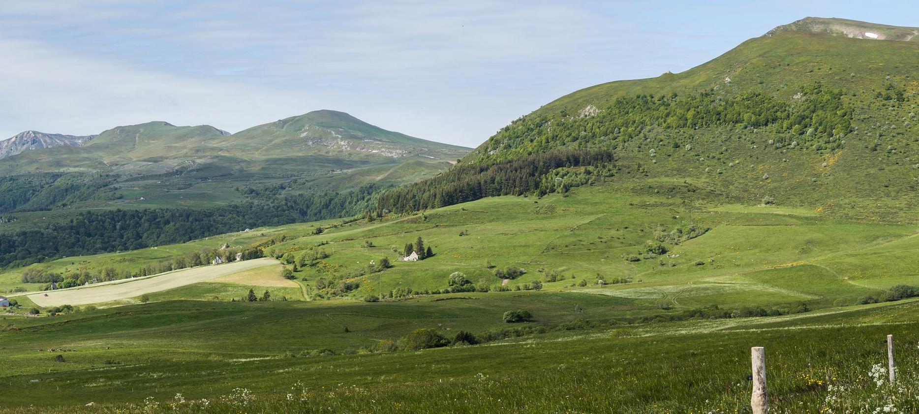 Sancy massif: Col de la Croix Morand, Link between Chambon Lac and Le Mont Dore