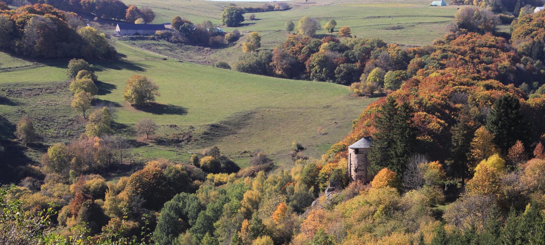 Auvergne: Picturesque Landscapes, Authentic Discovery