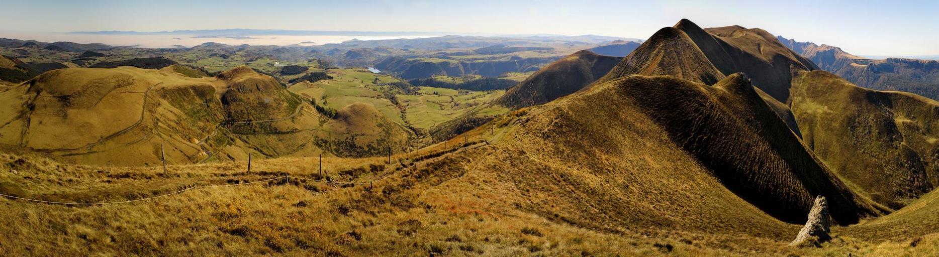 Chaîne des Puys: Volcanic Treasures of Puy-de-Dôme