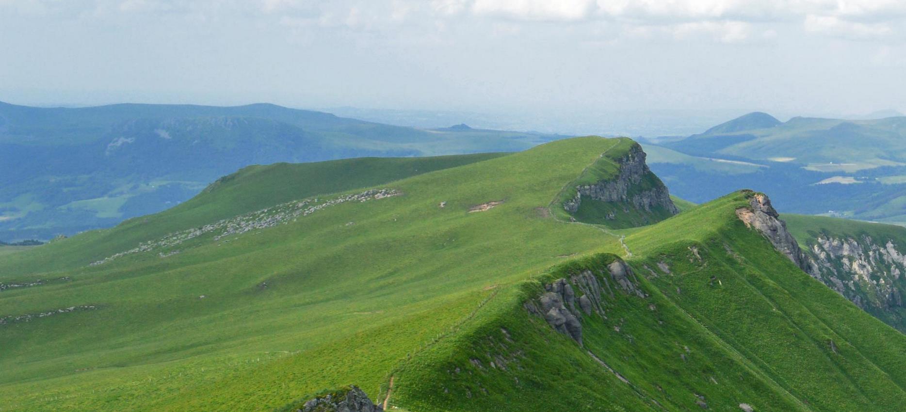 Puy de Cliergue: Exceptional Panorama of the Adventif Massif