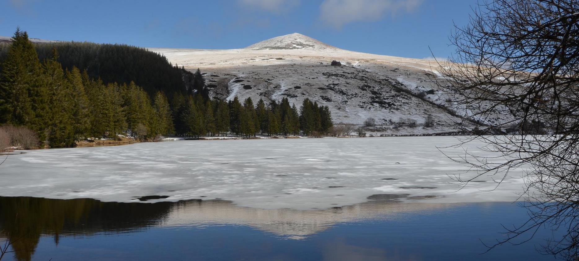 Sancy Massif: Splendor of the Snowy Mountains, Tranquil Lake and Enchanted Forest