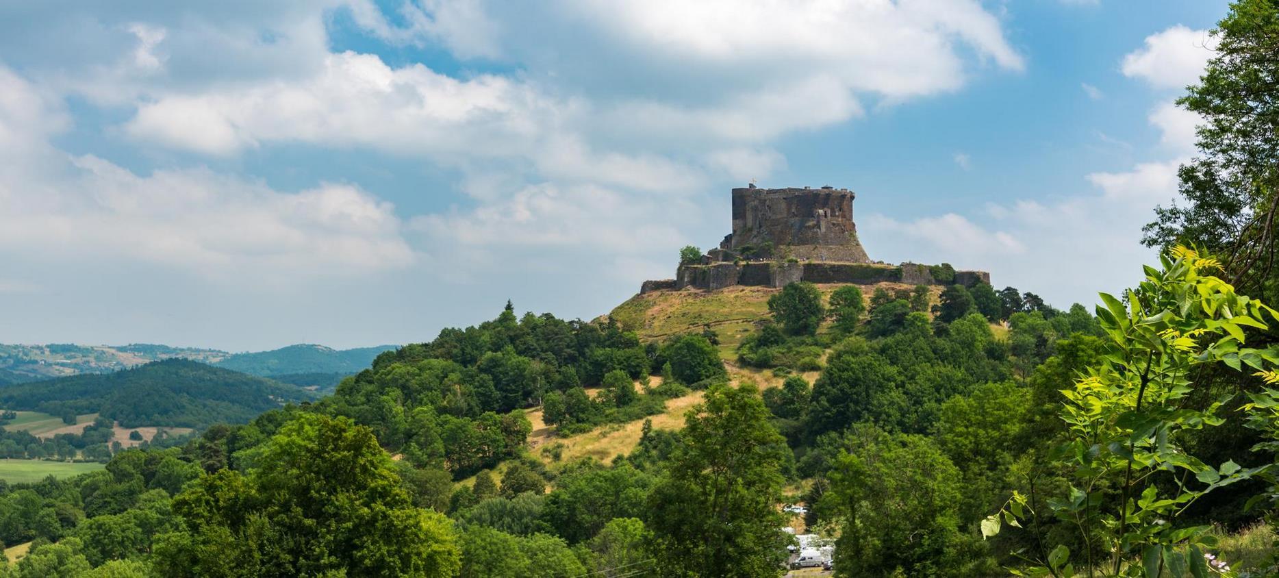 Château de Murol: A Fortified Château in Auvergne to Discover