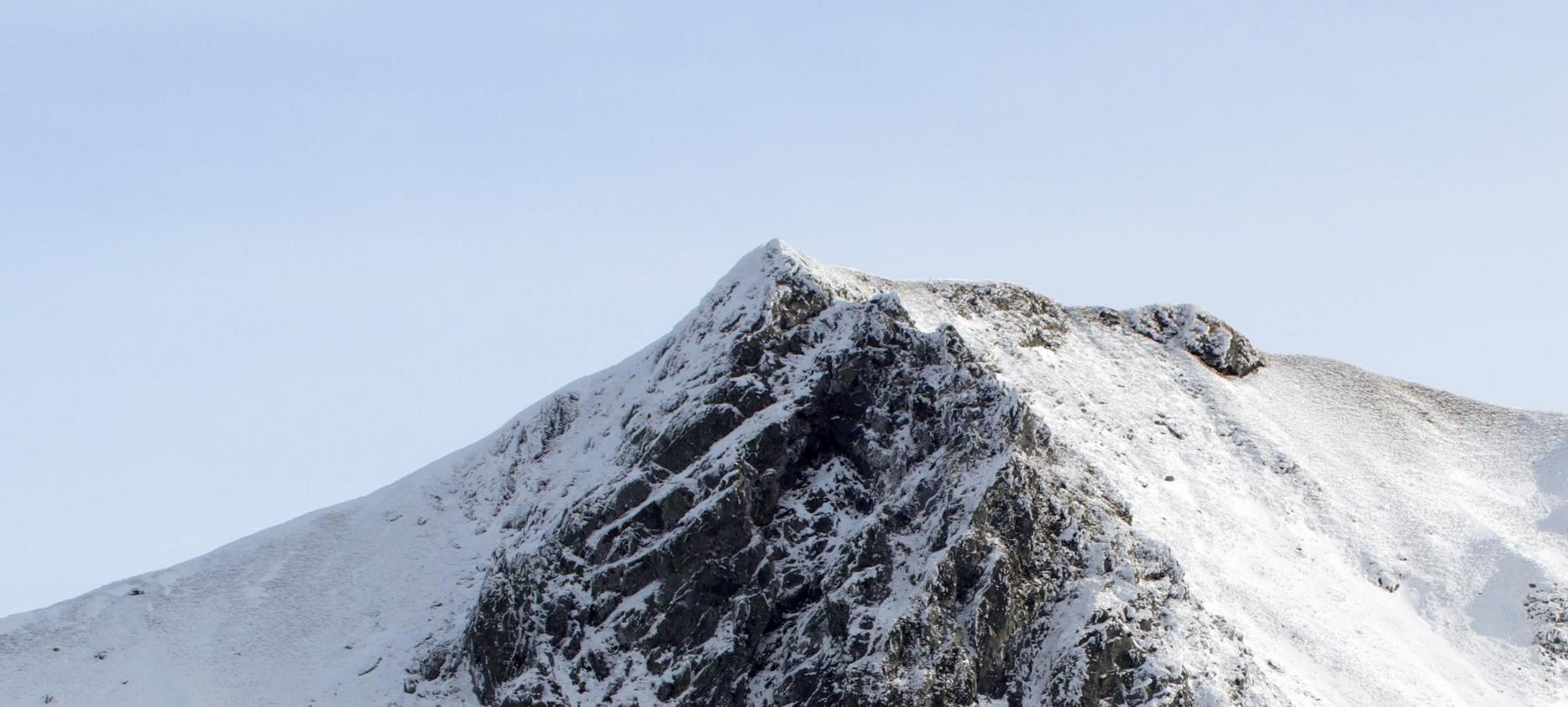 Super Besse: Snowy Summit, A Magical Picture