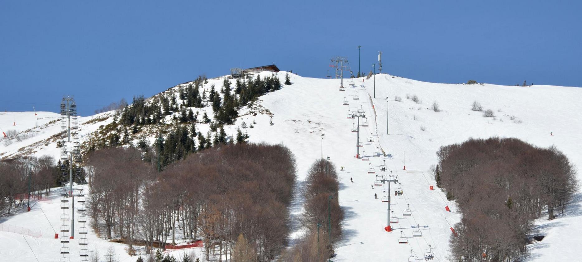 Super Besse: Zipline, Altitude Restaurant and Red Slopes, A Unique Place for Adventure and Relaxation!