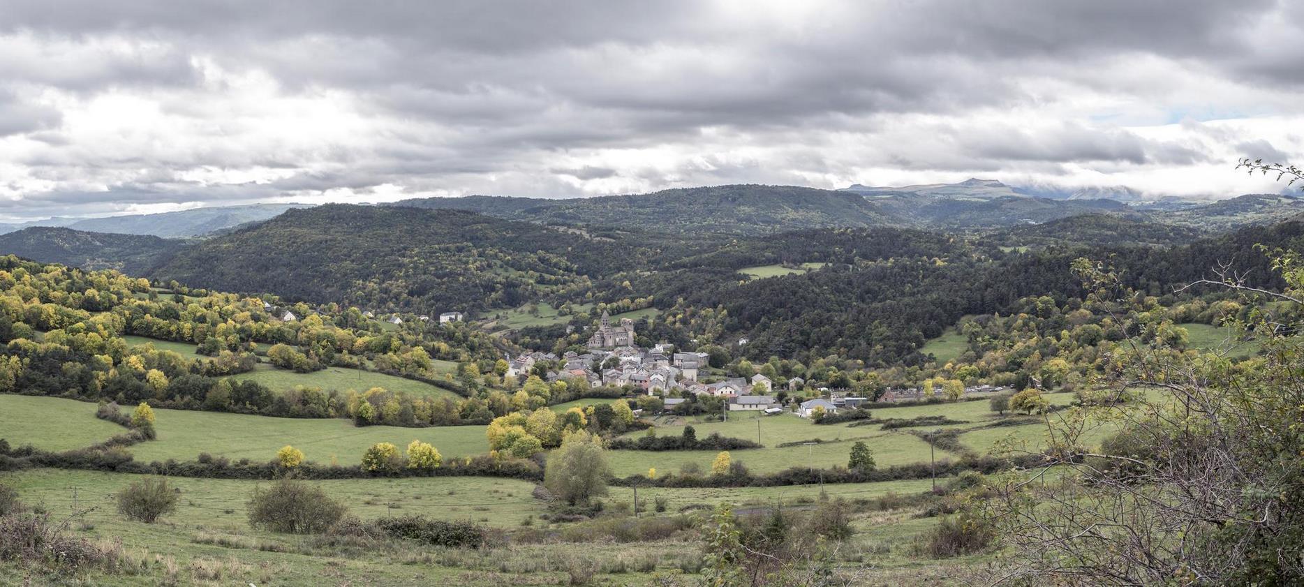 Saint-Nectaire: Auvergne village in the heart of the countryside