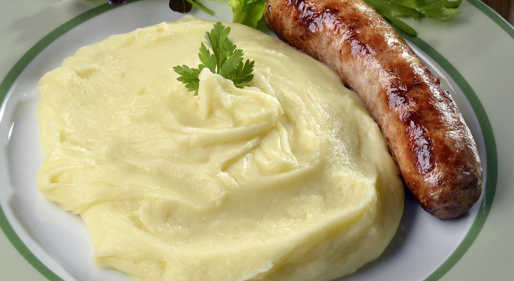 Super Besse: Taste the Delicious Auvergne Sausage accompanied by its Aligot