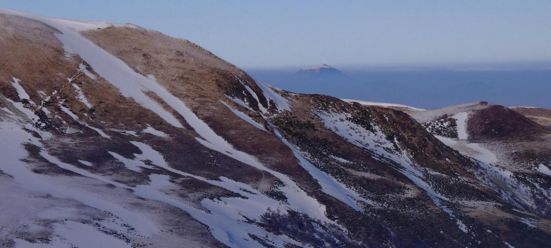 Super Besse - Puy de Sancy via Val de Courre - Panoramic hike