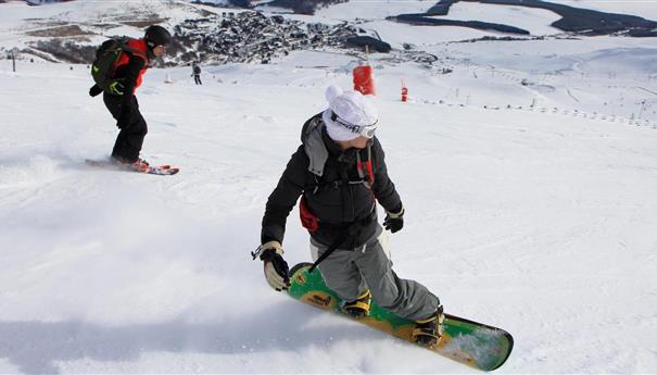 Super Besse: Snowboard: thrills on the slopes!