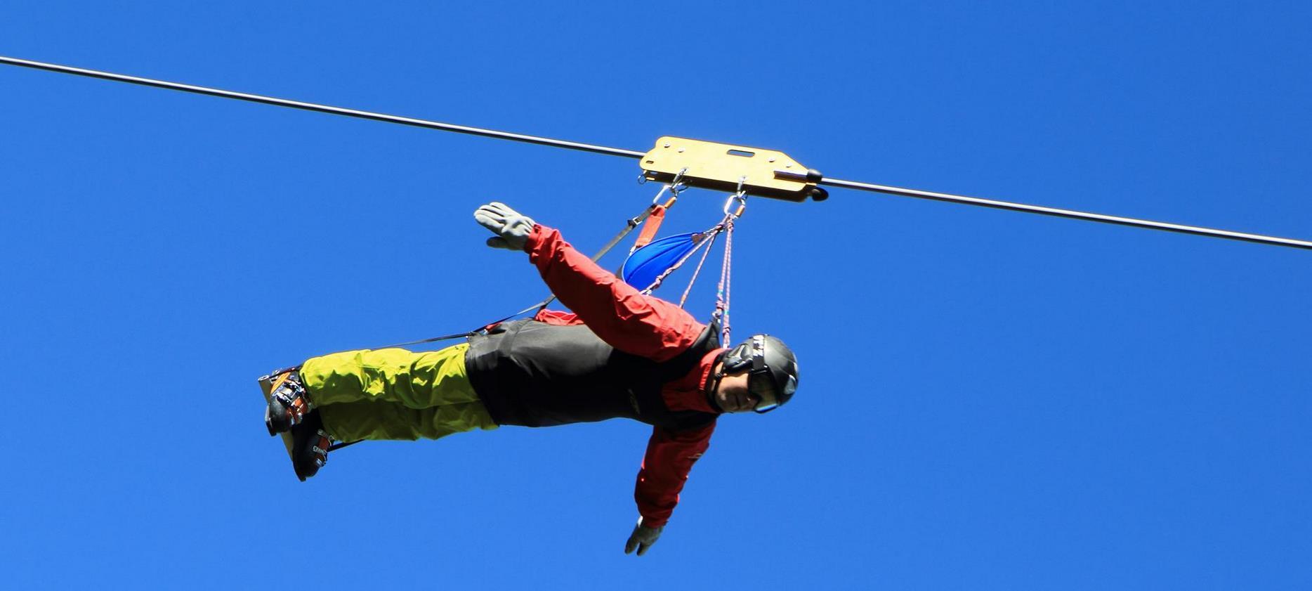 Super Besse: Winter Tyrolean descent, thrills guaranteed