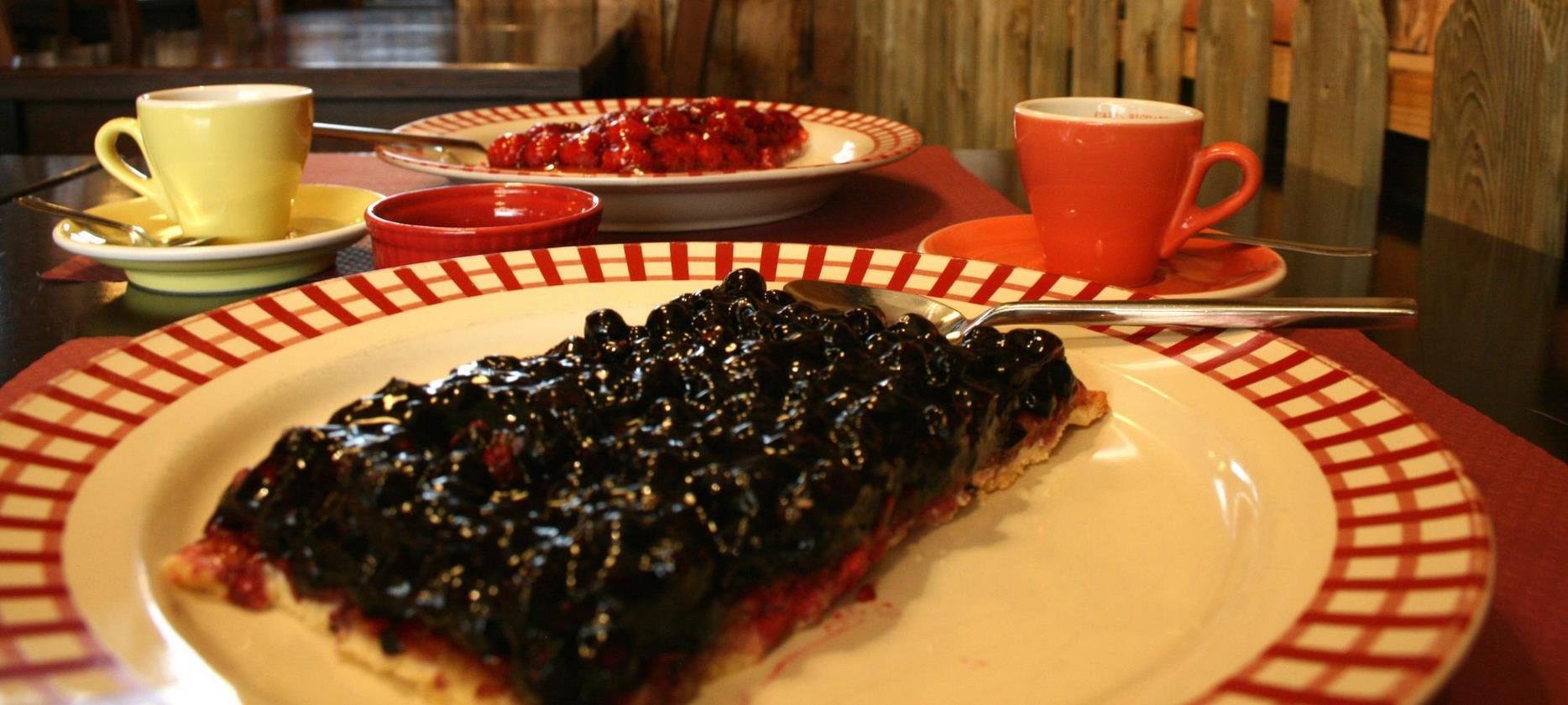 Super Besse: Authentic Delicacy - Blueberry Tart