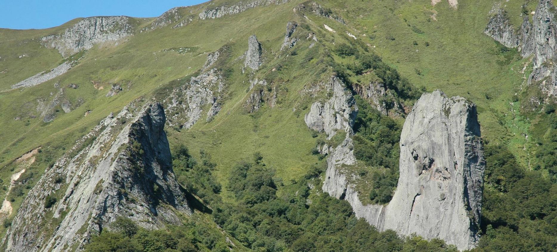 Super Besse - Chaudefour Valley: Climbing in an Exceptional Natural Park