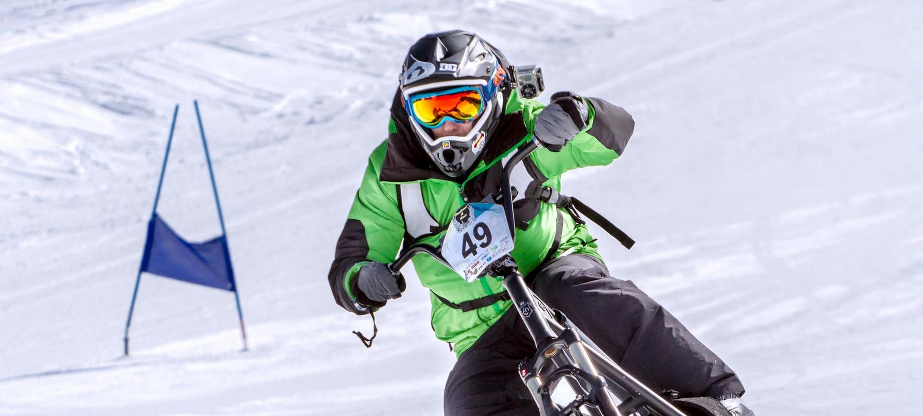 Super Besse: Snowscoot Slalom, Challenge and Adrenaline!