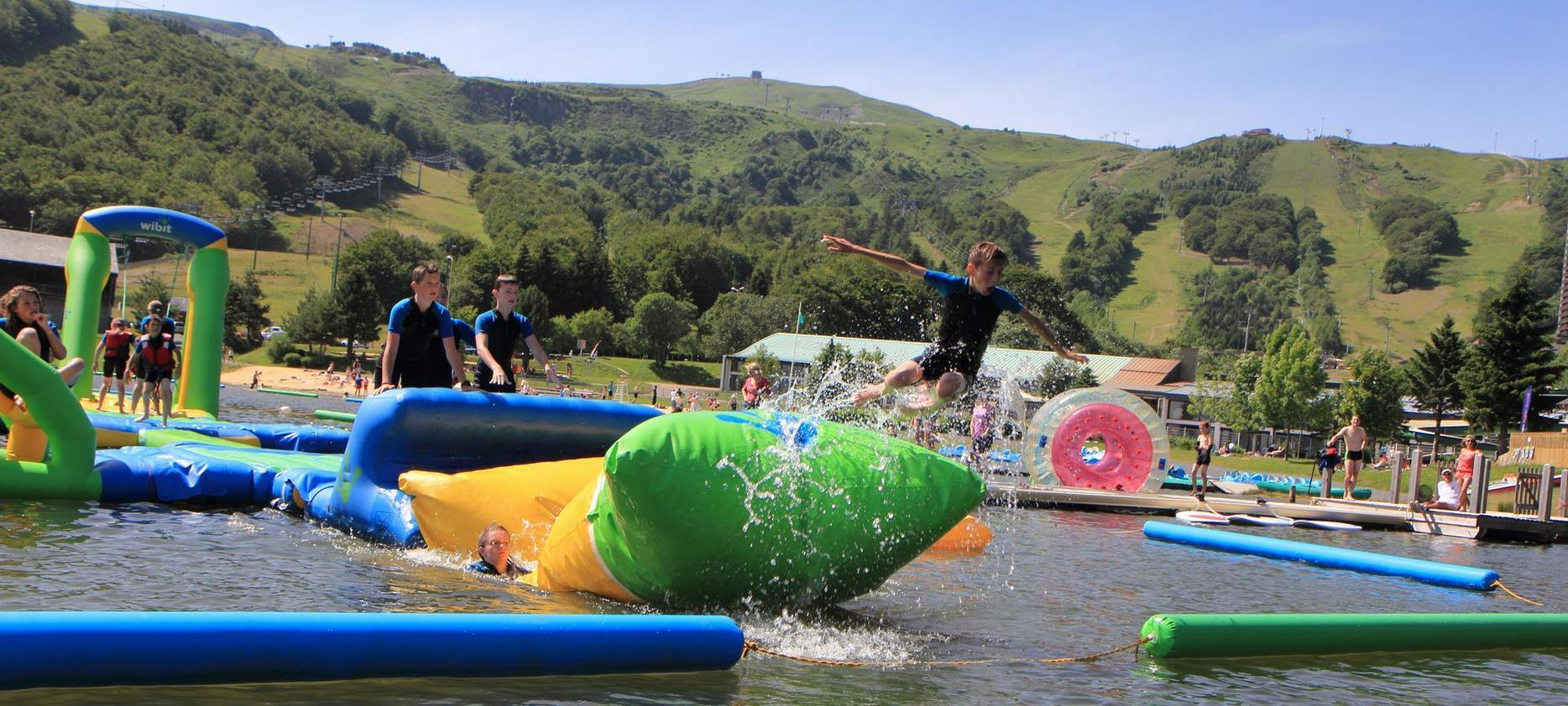 Super Besse - Lac des Hermines - Inflatable Games - Pleasure and Relaxation