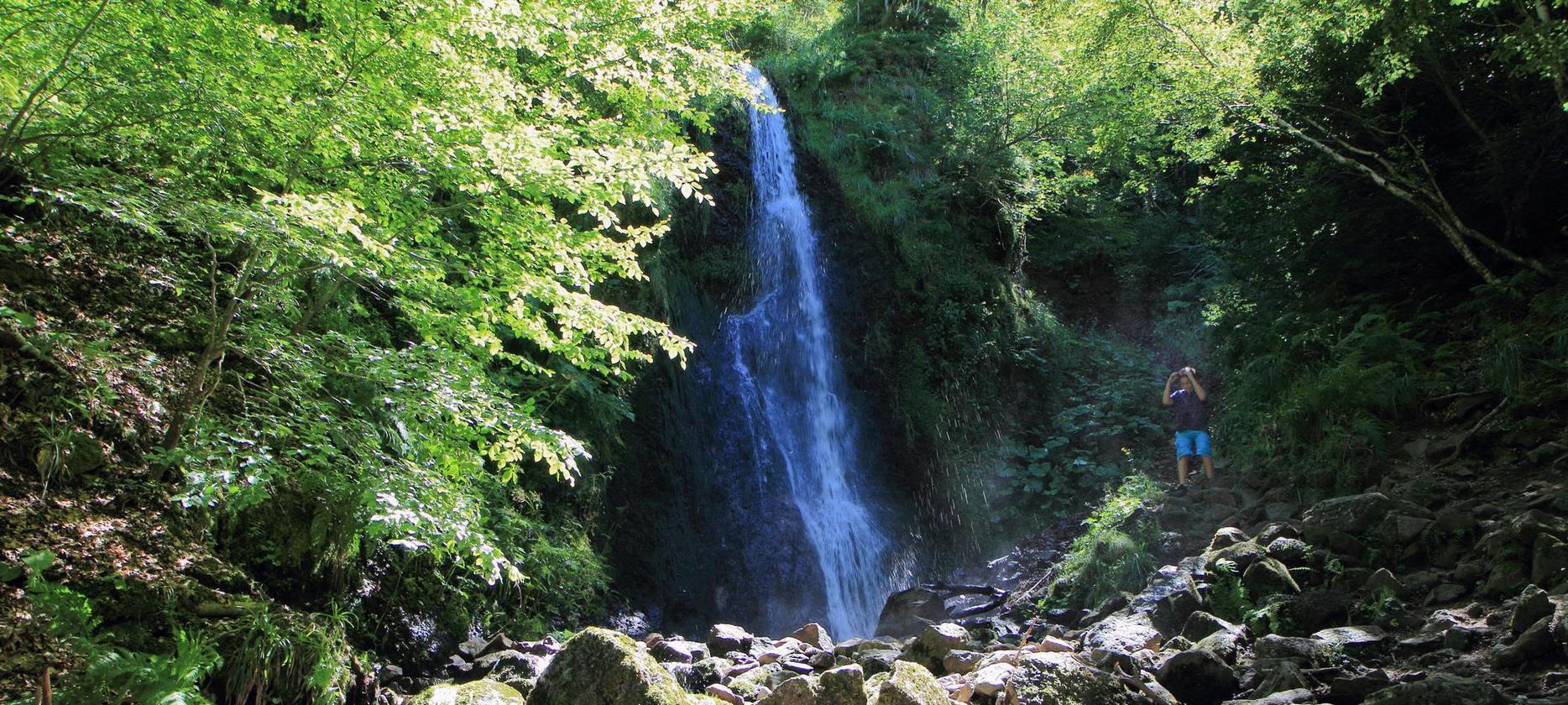 Super Besse: Magical Waterfall of Lake Chambon