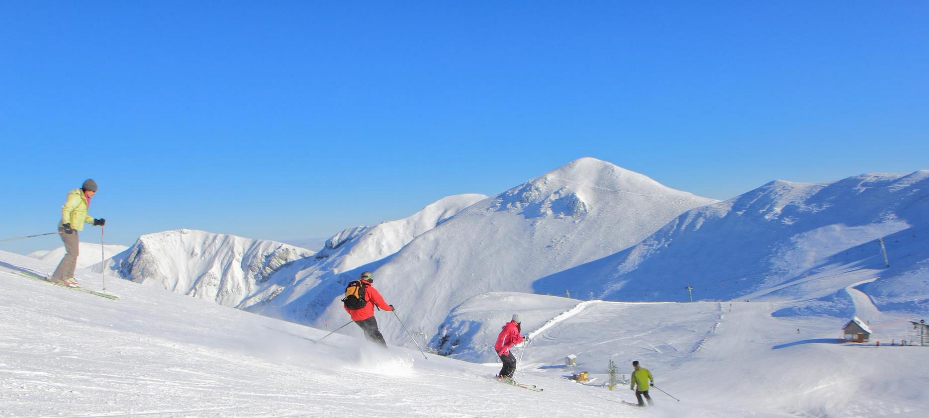 Super Besse - Mont-Dore: Live Your Passion for Alpine Skiing