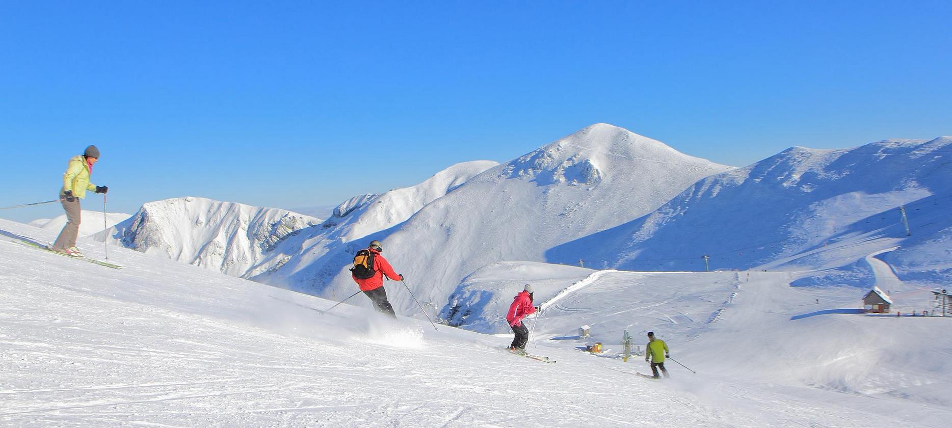 Sancy Massif: Skiing on the Sancy Slopes