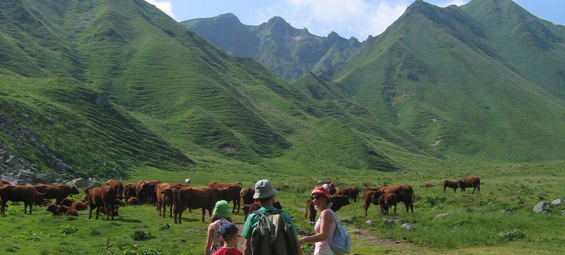 Super Besse: Spring & Easter Holiday Offers - Explore Sancy in Spring!