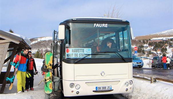Chalet Ma Cambuse in Super Besse - Free shuttles, easy mobility