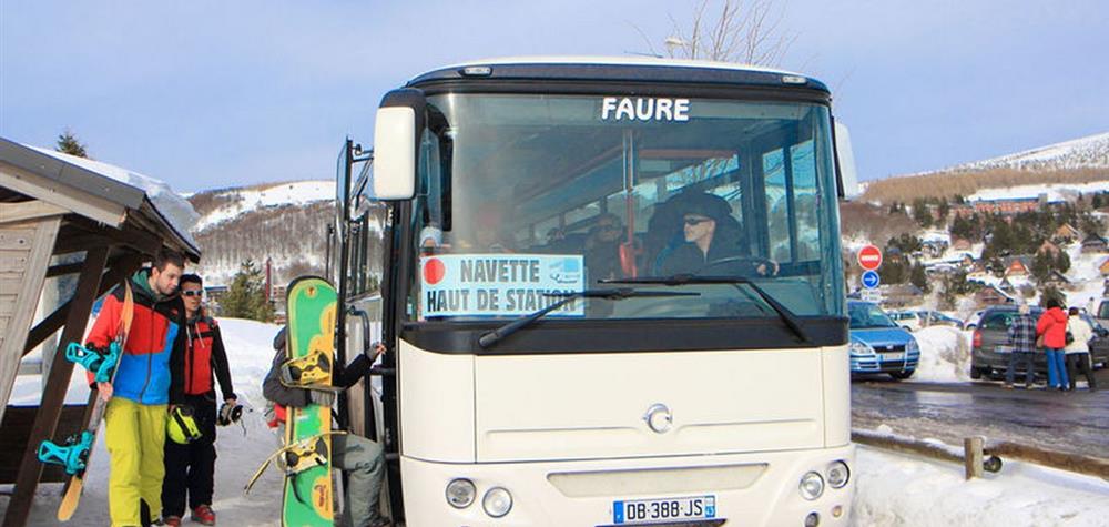 Chalet Ma Cambuse in Super Besse - Free shuttles, easy mobility