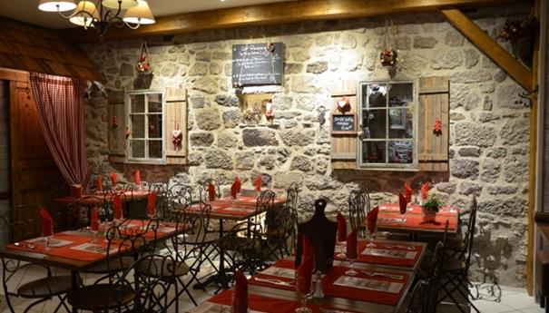 Super Besse, Le Bessoi in Besse and its warm interior