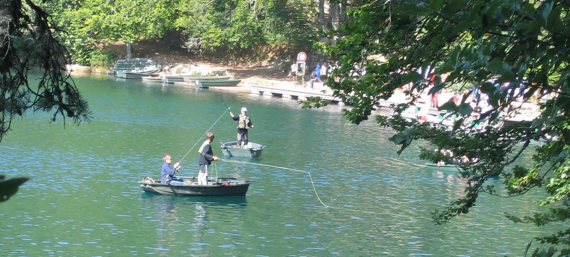 Chalet Ma Cambuse Super Besse - Relaxing Fishing at the Lake