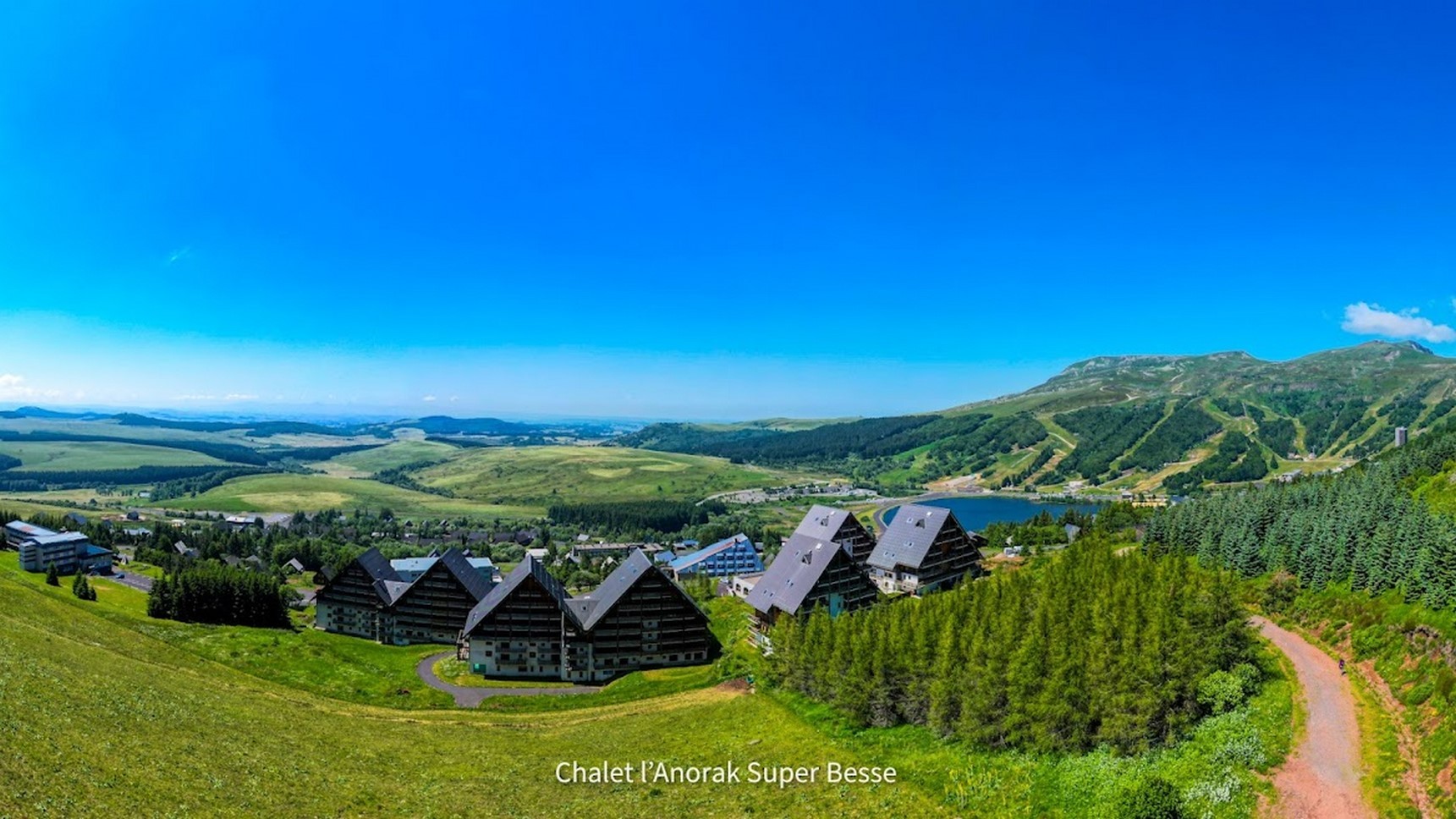 Enjoy a panorama of the summer resort of Super Besse from Chalet Ma Cambuse