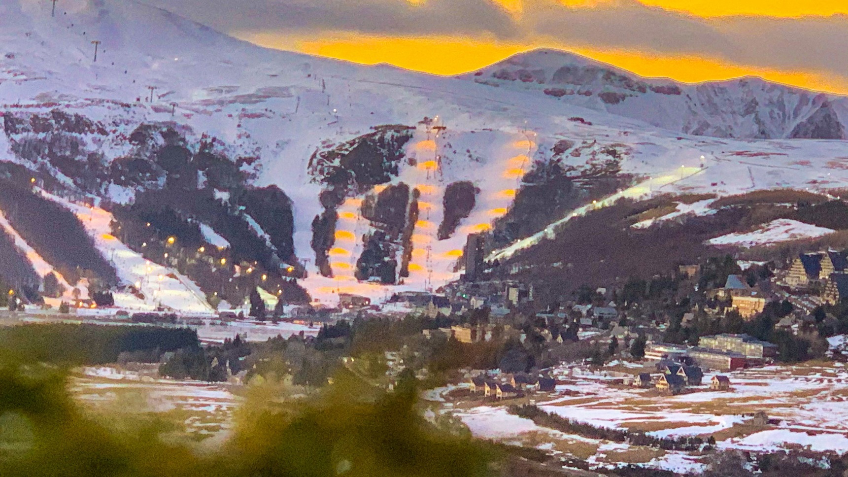 Puy de Montchal: A Breathtaking View of the Monts du Cantal and the Cezalier Plateau