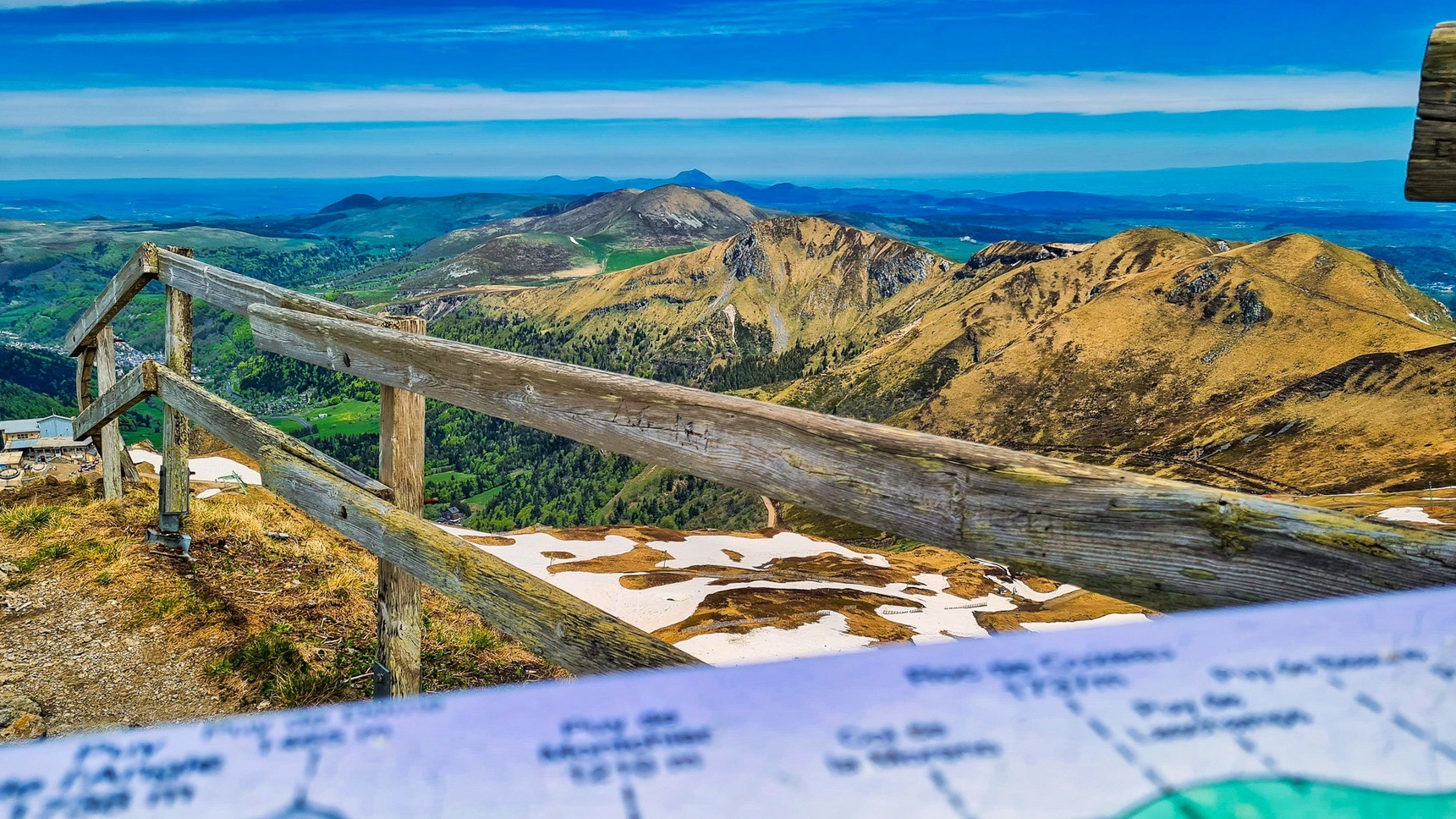 Puy de Sancy: At the Summit of Auvergne - A 180° View