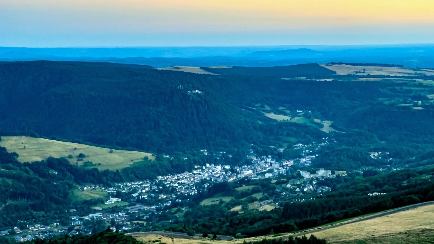 La Banne d'Ordanche: A breathtaking view of the spa town of La Bourboule.