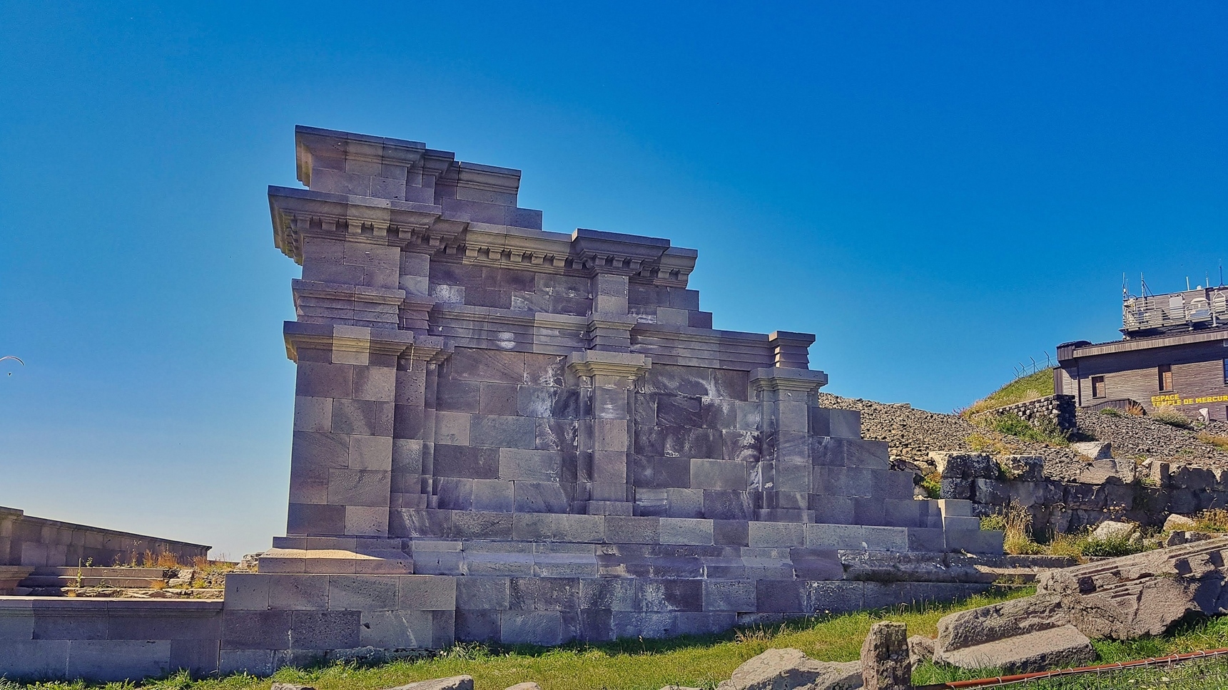 Puy de Dôme - Temple of Mercury - History & Exceptional View