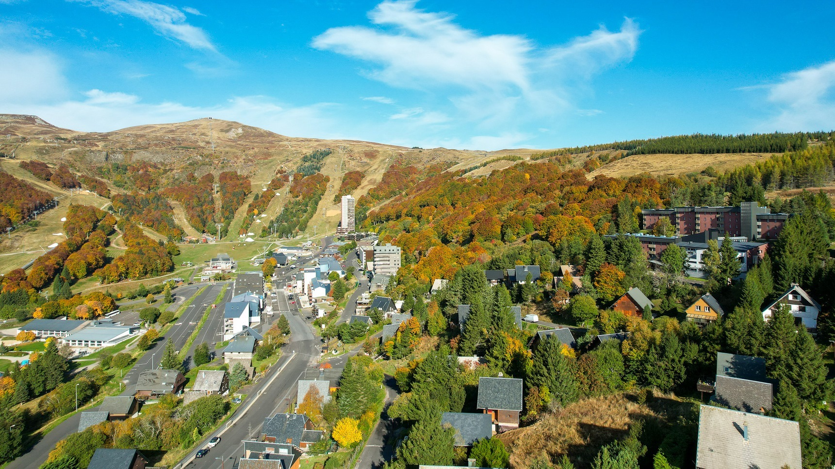 Super Besse in October: Shimmering Autumn Colors