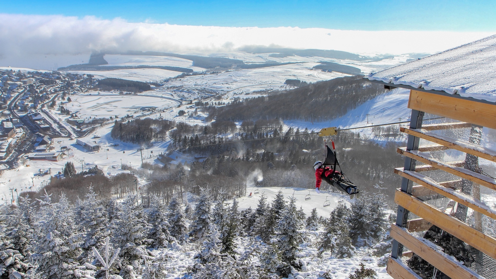 Fantasticable Super Besse Zipline: Individual Winter Adventure