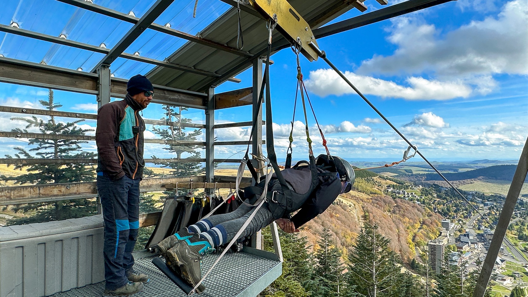 Super Besse Tyrolean Fantasticable, 1600 meter zipline in Super Besse in Auvergne