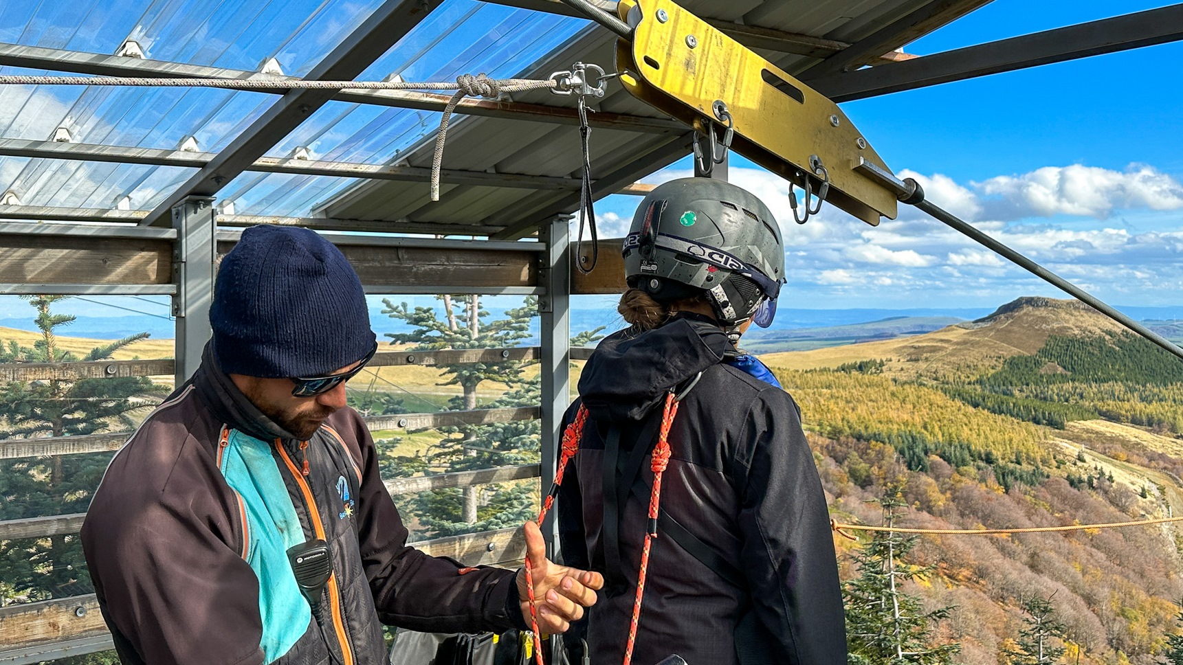 Fantasticable Super Besse Zipline: Prepare for the Big Jump!