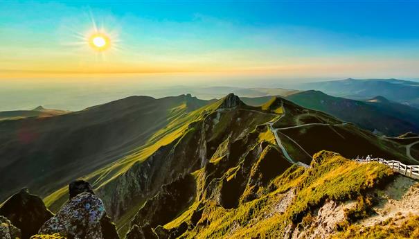 Massif des Dores: Magical Sunset at Puy de Sancy - An Impressive Natural Spectacle