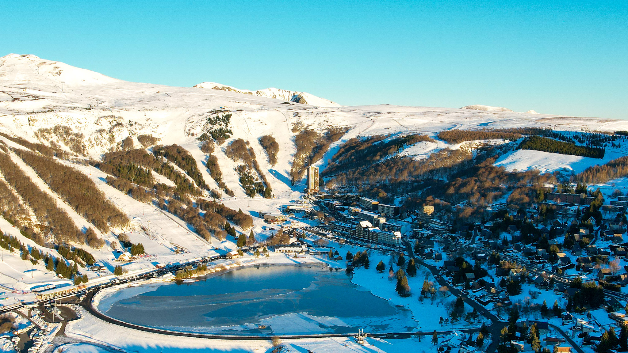 Super Besse: Exceptional Panorama at Sunrise