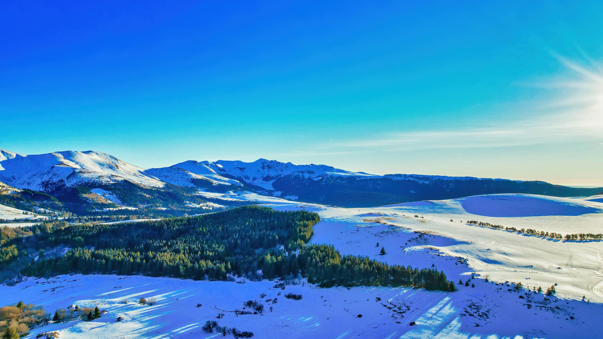 Plateau de Guéry: Impressive Panorama of the Sancy Summits