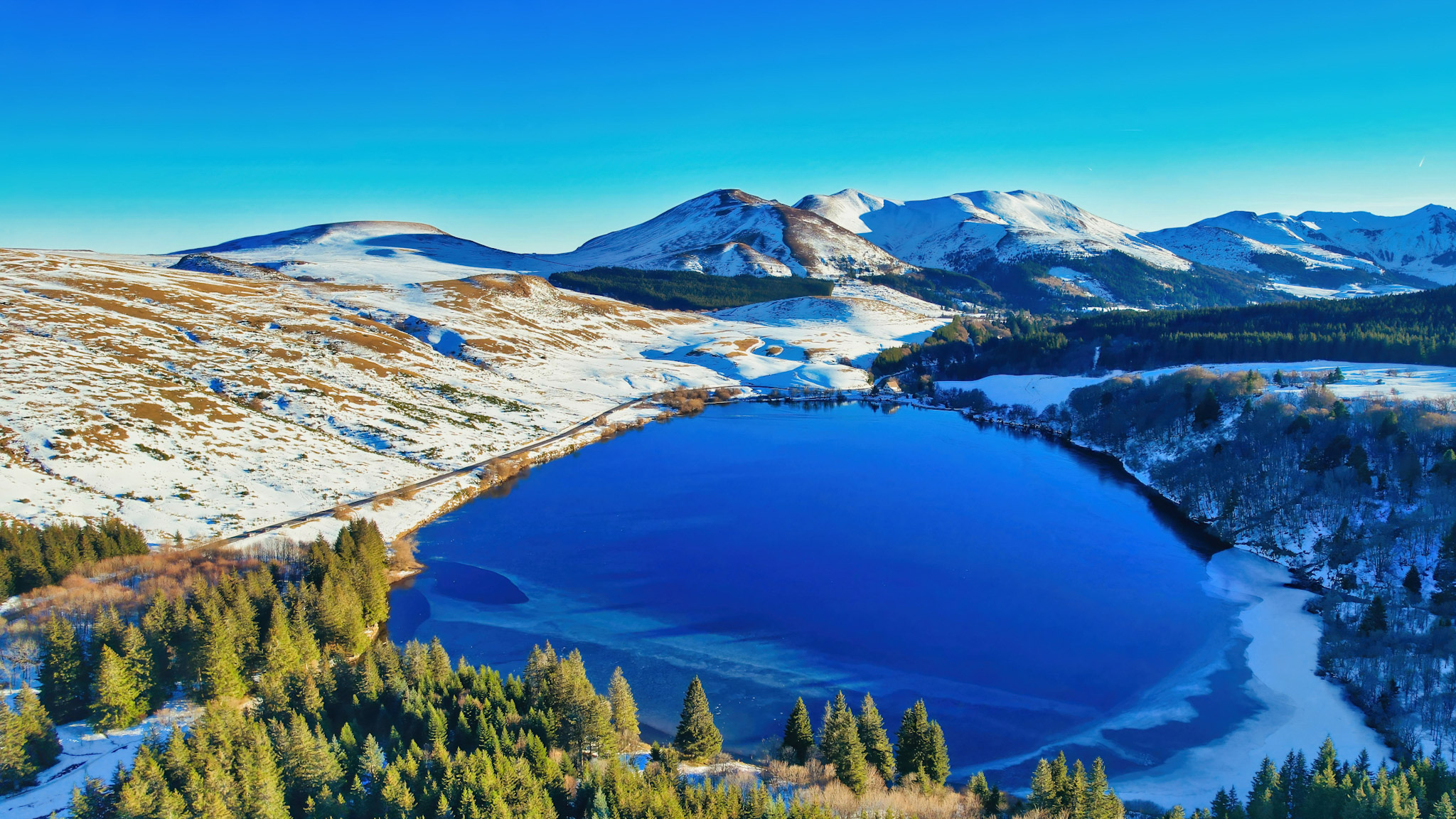 Lake Guéry: A Natural Jewel