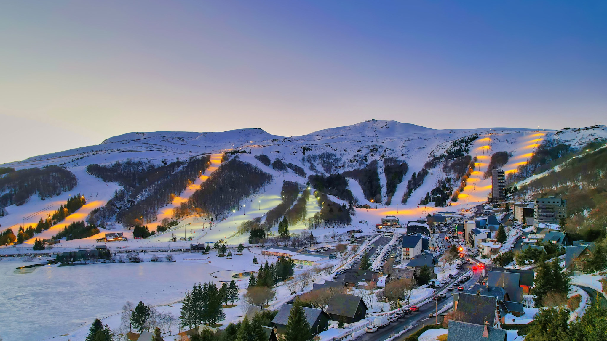 Super Besse - Sunset at the Winter Sports Resort