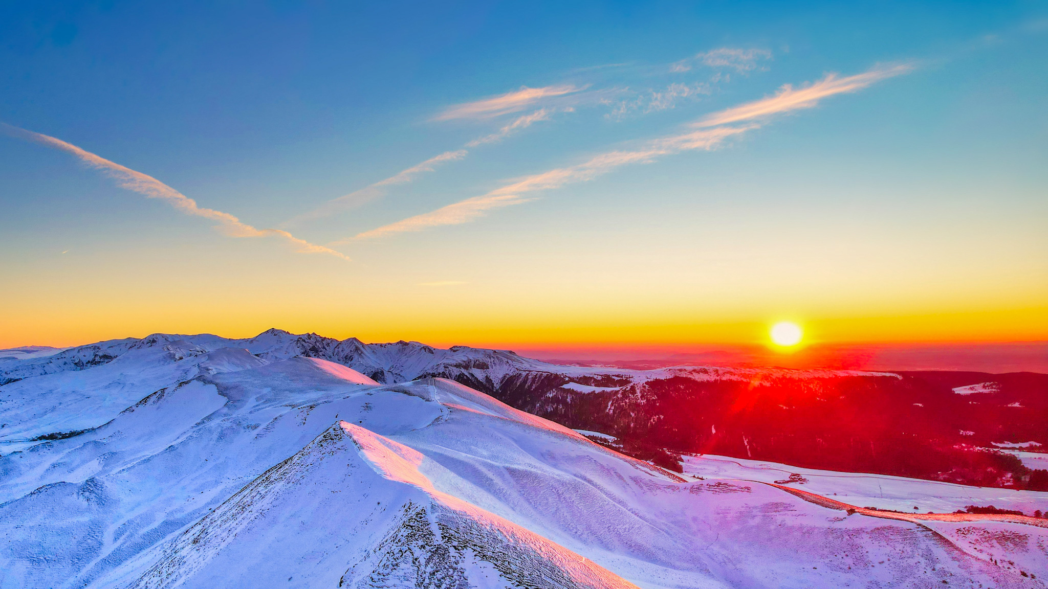 Puy de la Tâche: Unforgettable Sunset - Massif Adventif & Massif du Sancy