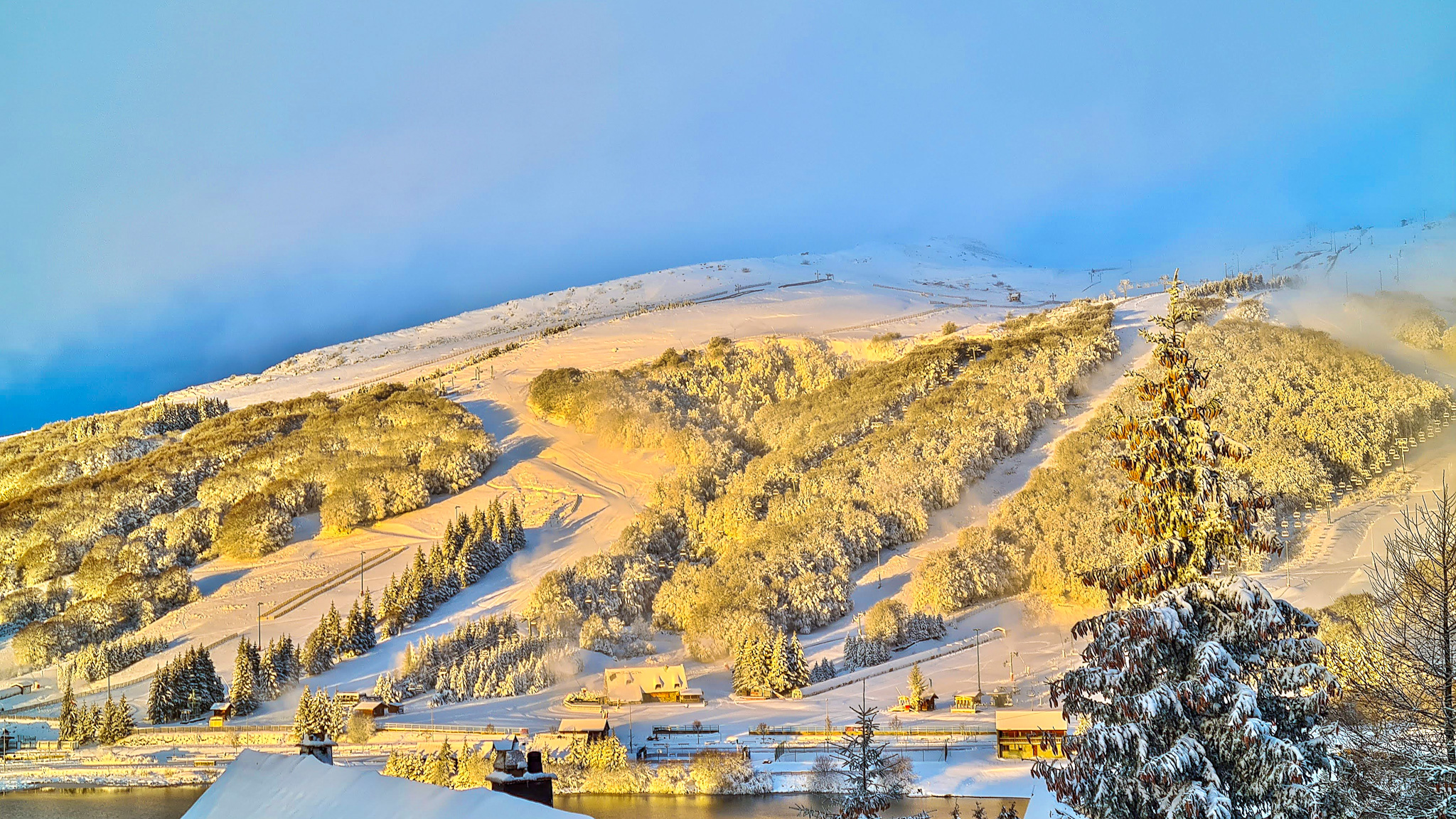 Super Besse: Golden Sunrise on the Slopes