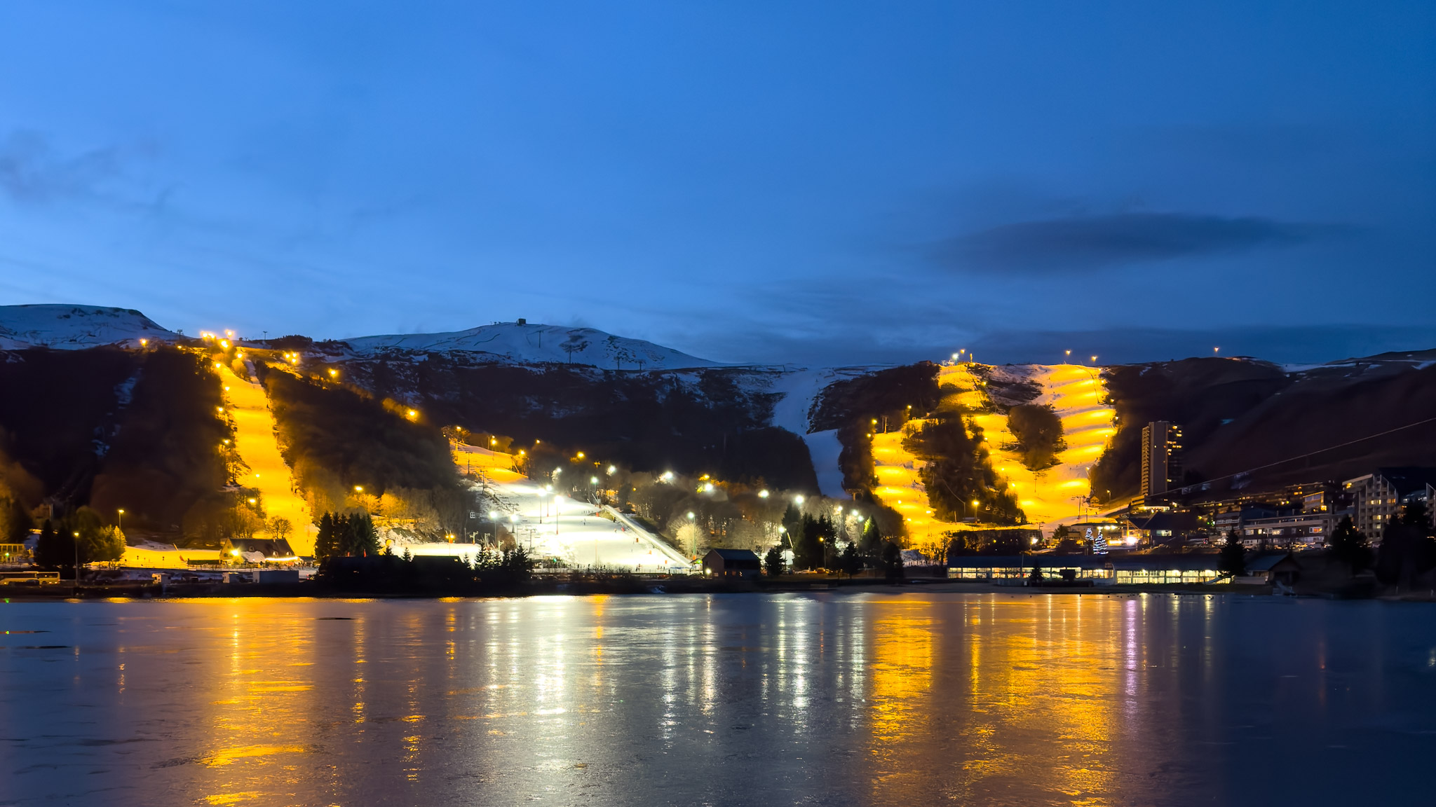 Super Besse: Panorama of the Station, Breathtaking View