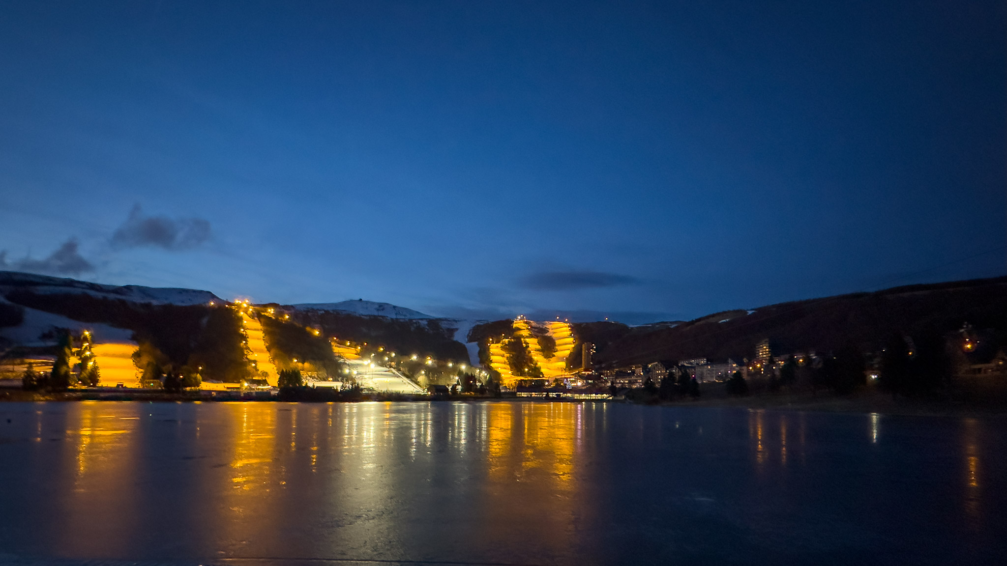 Super Besse: View of Lac des Hermines, Exceptional Panorama