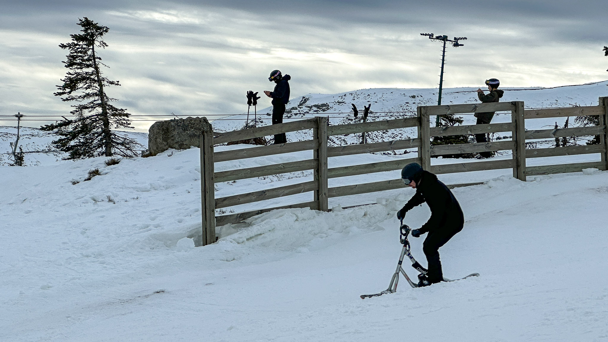 Super Besse: Snowscoot on Red Slope - Thrills and Adrenaline