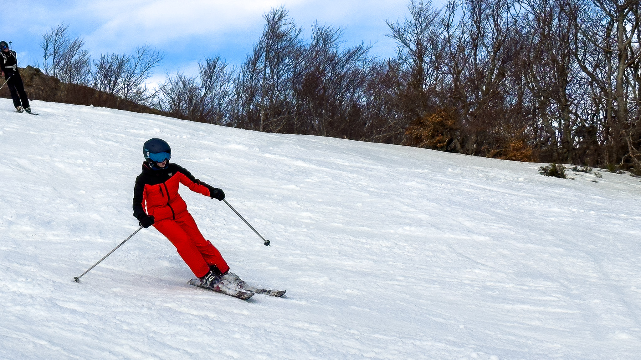 Super Besse - Red Slope Descent to Cable Car Station - Thrills and Exceptional Views